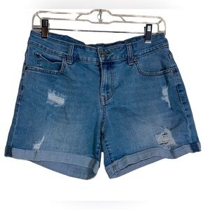 💙 Jennifer Lopez Distressed Shorts